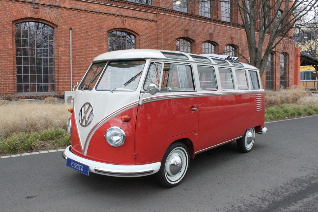 Volkswagen T1 Samba Bus