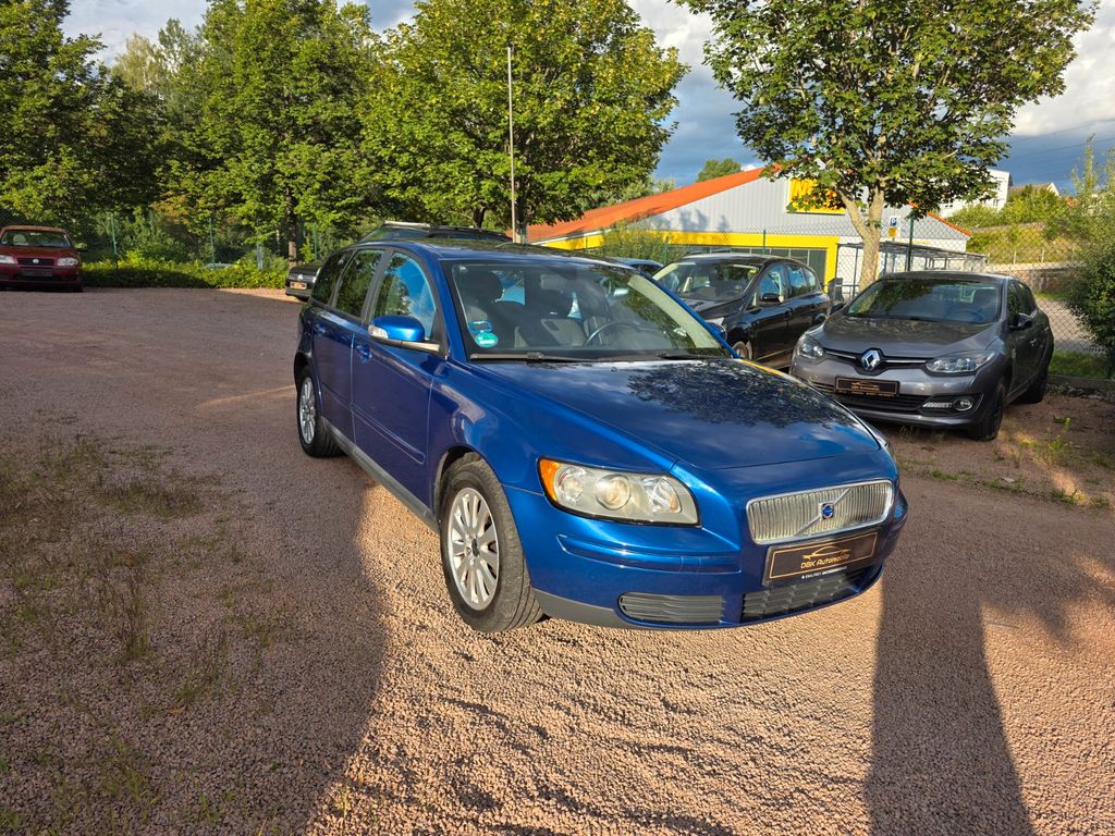 Bild des Angebotes Volvo V50 Kombi 1.6 D*Klimaauto*8xALU*EUR4*TÜV04/27*