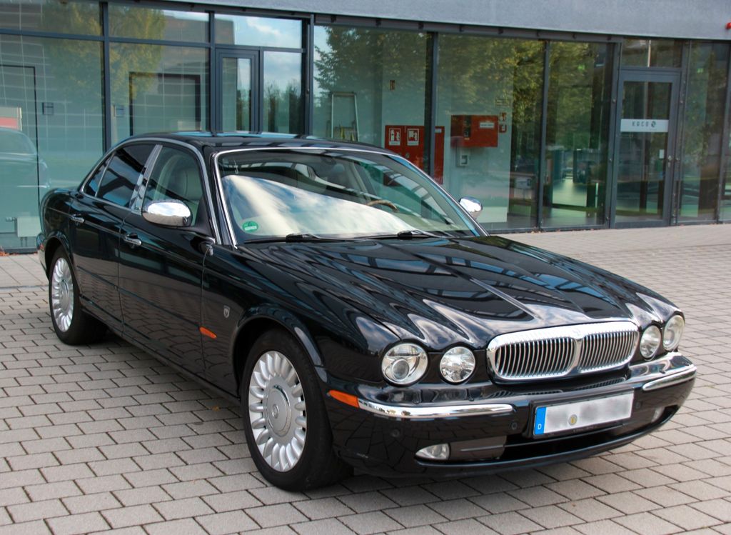 Bild des Angebotes Jaguar XJ8 4,2 Jaguar Daimler