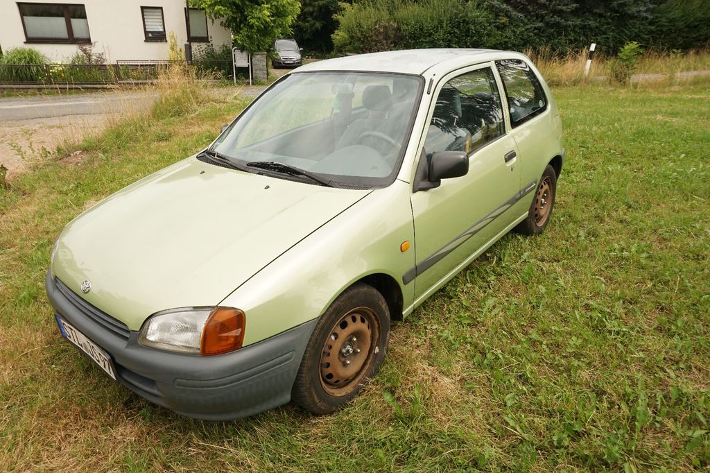 Toyota Starlet 1.3 - TÜV frisch, tech. Top, optisch geb