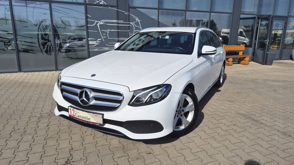 Bild des Angebotes Mercedes-Benz E 250  T-Modell*LED*Navi*Tempomat*Teilleder*