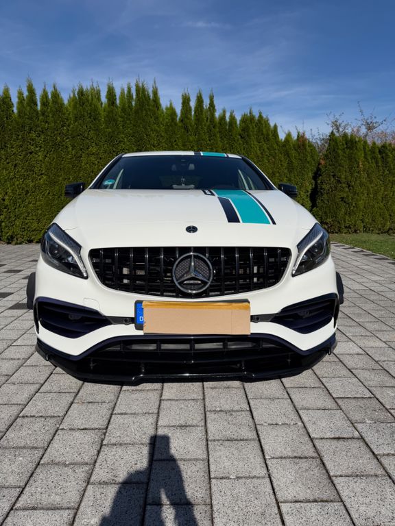 Mercedes-Benz A 45 AMG A 45 4MATIC DCT AMG Sport (Line)