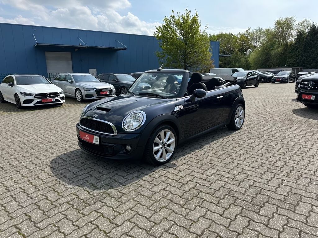 Bild des Angebotes MINI Cabrio Cooper SD 2.HD Bi-Xenon NAV Bluetooth SHZ