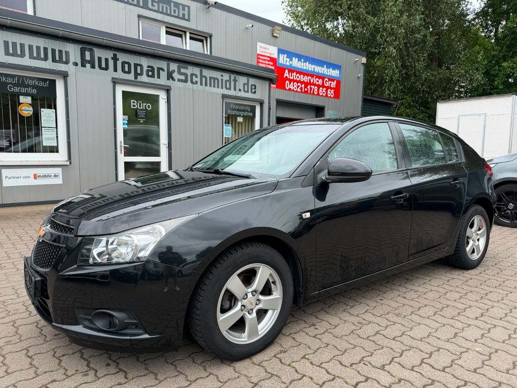Bild des Angebotes Chevrolet Cruze Hatchback LT KLIMA°TEMPOM°PDC°ALLWETTER!