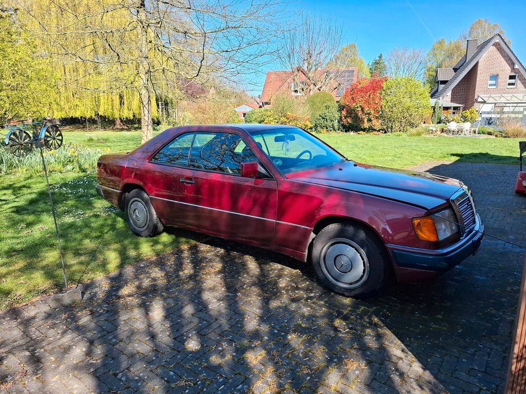 Bild des Angebotes Mercedes-Benz 230