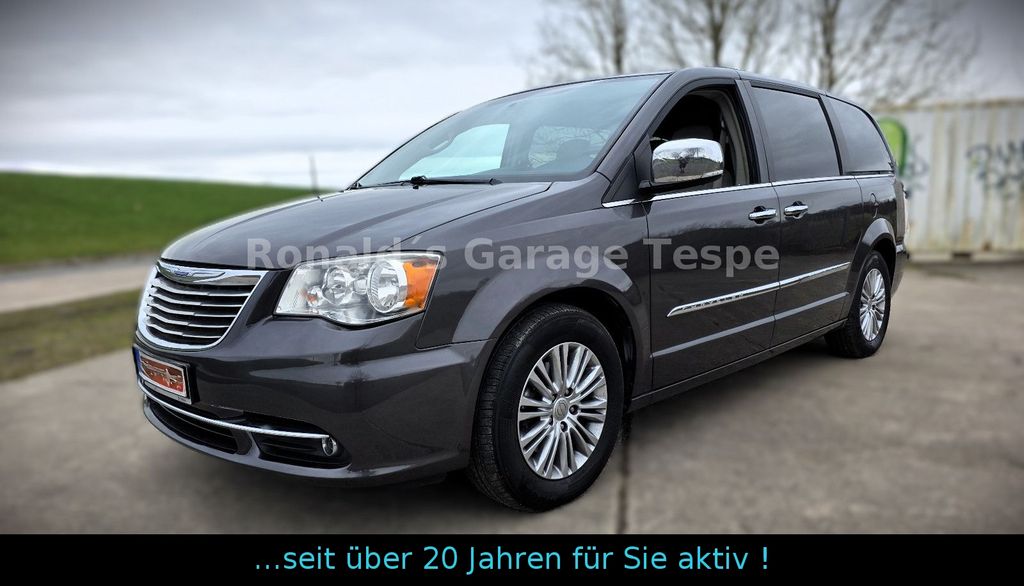 Bild des Angebotes Chrysler Voyager Town & Country 3.6 - wenig KM - HU neu