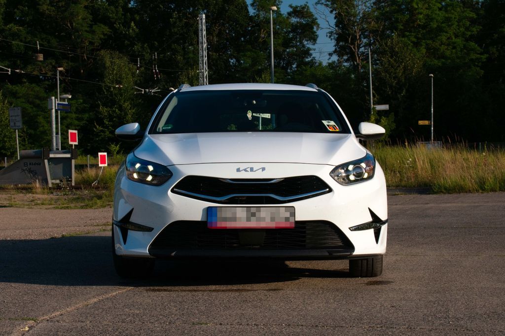 Bild des Angebotes Kia cee'd Sportswagon 1.5 T-GDI DCT Vision Sport...