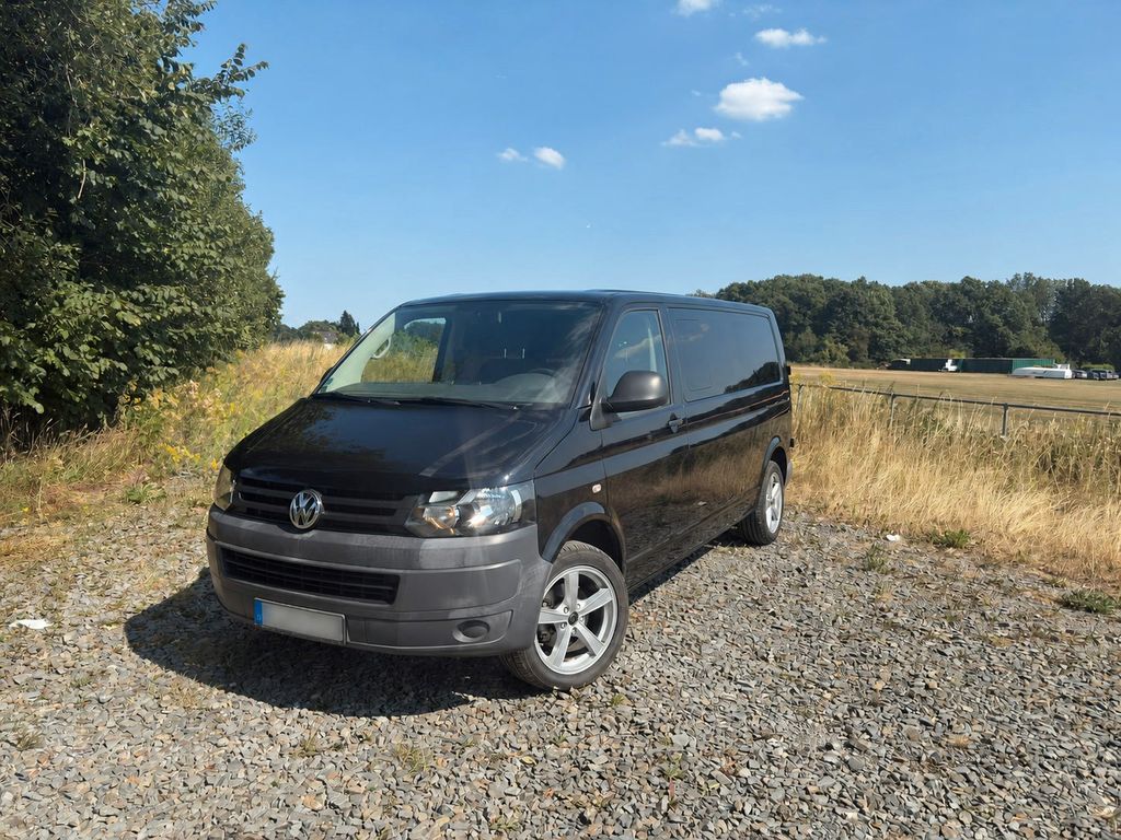 Bild des Angebotes Volkswagen T5 Kombi Lang 2.0 TDI 140 PS | 8-Sitzer | AHK