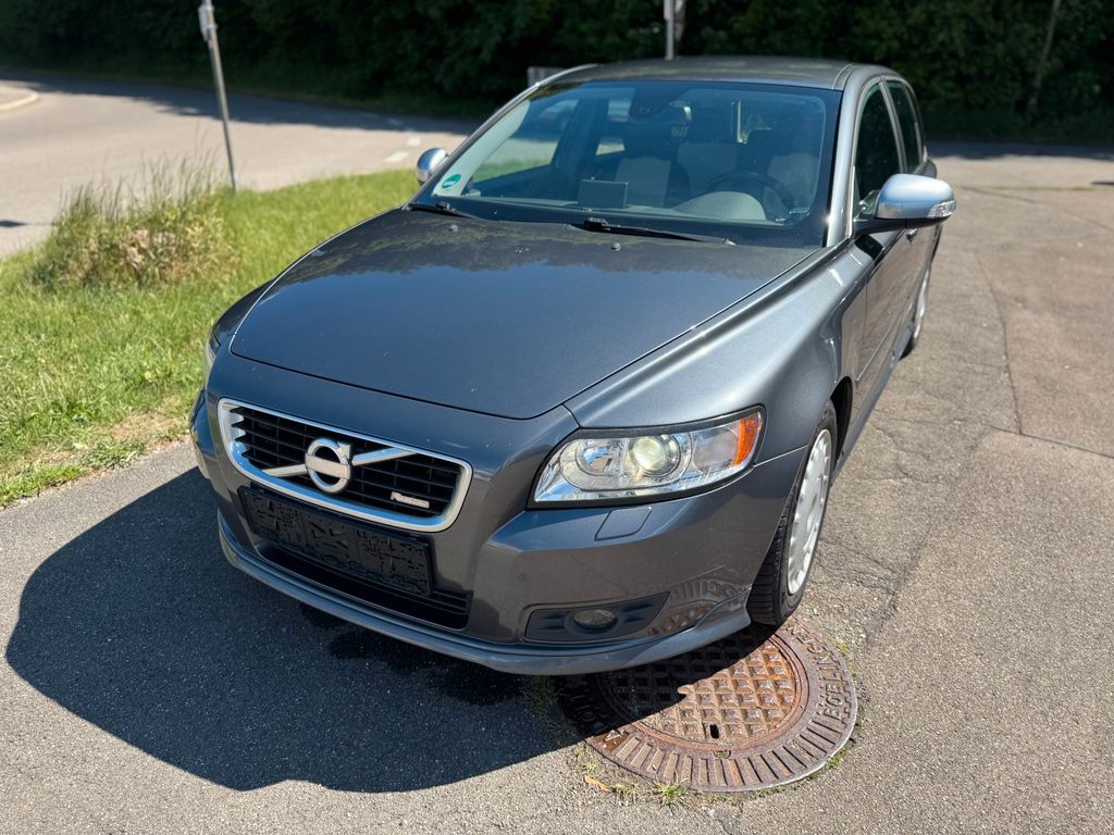 Bild des Angebotes Volvo V50 Kombi D2 R-Design Pro Edition