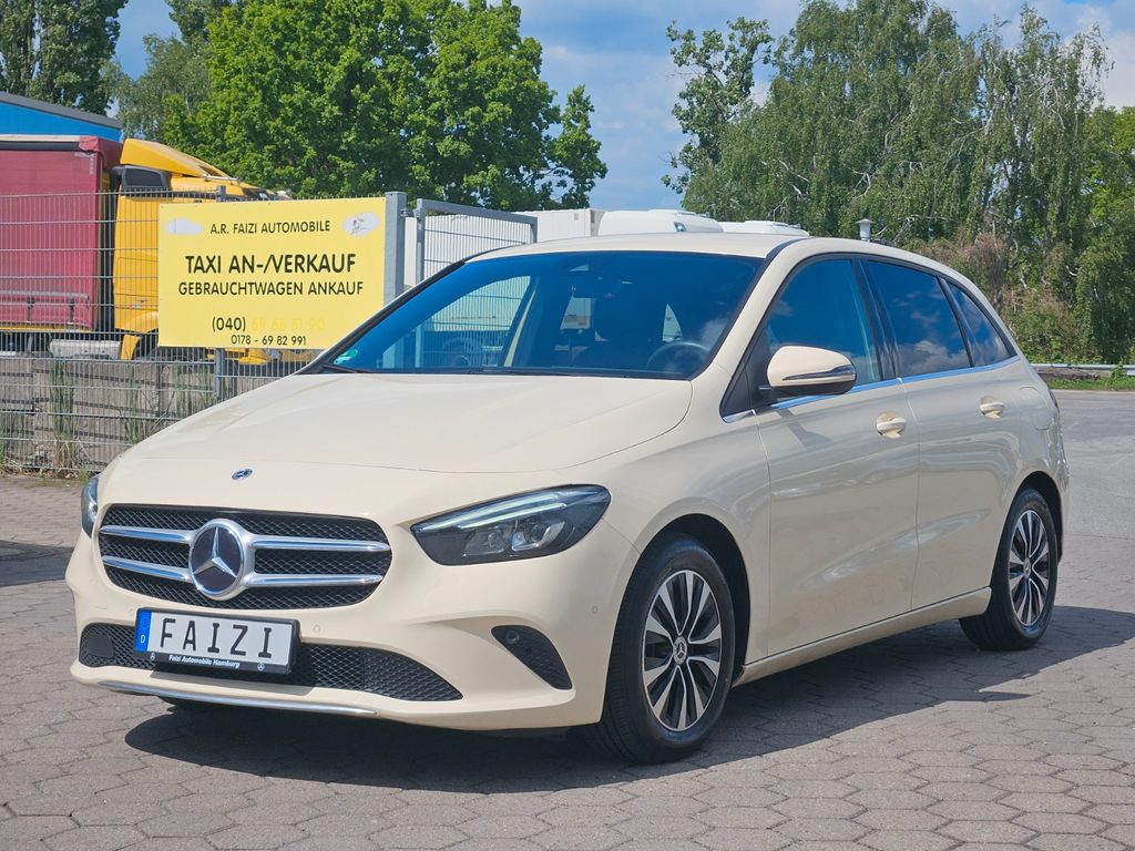 Bild des Angebotes Mercedes-Benz B 180 d TOP-Zustand PDC NAVIGATION Voll-LED