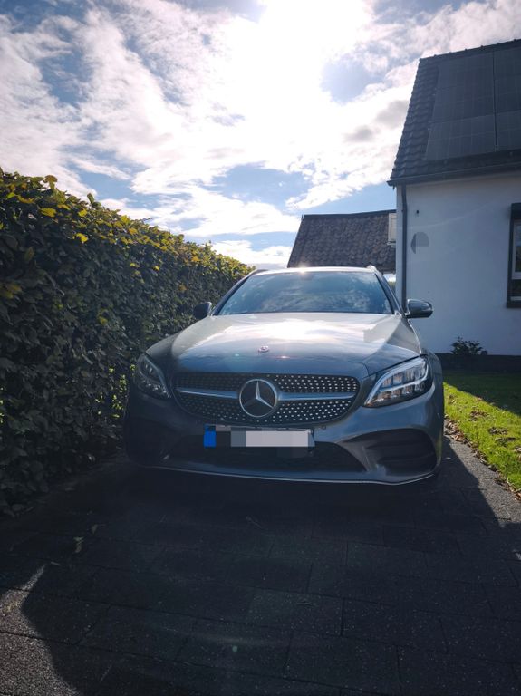 Bild des Angebotes Mercedes-Benz C 180 d T Autom. AMG Line