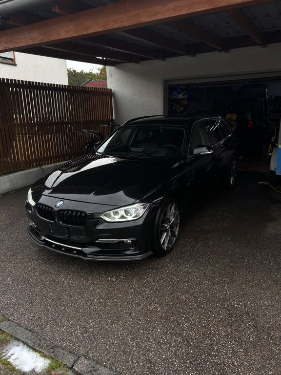 Bild des Angebotes BMW F31 330d Touring /Apple CarPlay/ M-Paket/