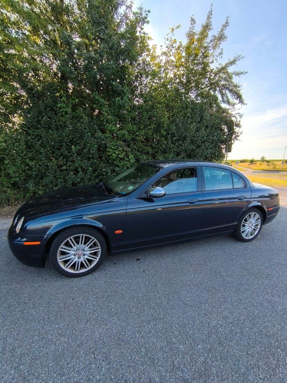 Jaguar S-Type 2.7 Liter V6 Diesel Executive