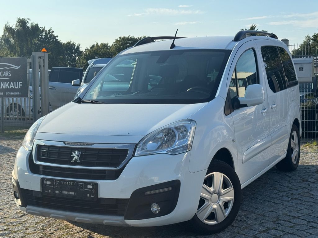 Bild des Angebotes Peugeot Partner Tepee Allure 1.6HDi*Klima*AHK*Navi*Euro6