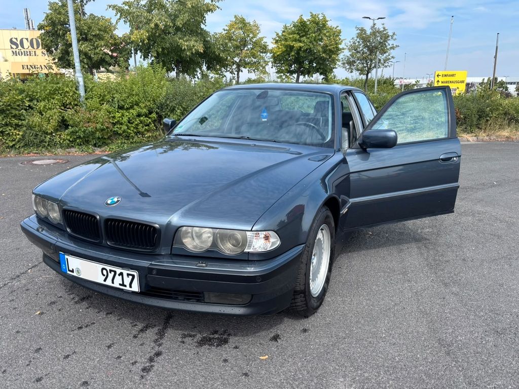 Bild des Angebotes BMW 735i - V8 - E38 - Limousine - sehr gepflegt