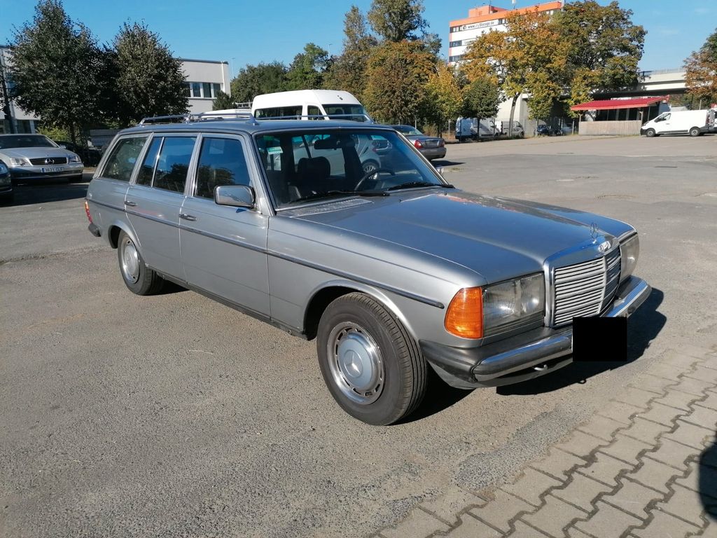 Bild des Angebotes Mercedes-Benz 300td Kombi H-Kennzeichen Klima Leder Automatik