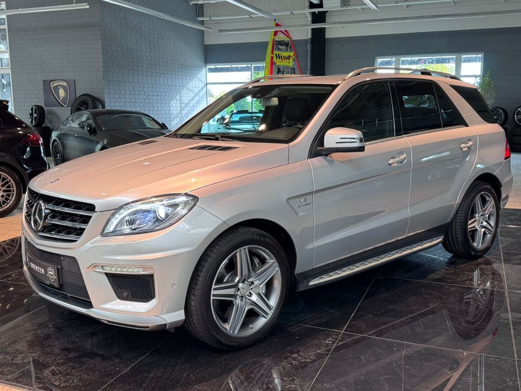 Bild des Angebotes Mercedes-Benz ML63 AMG Soft Massage S-Heft Sthzg 3.Hand Export