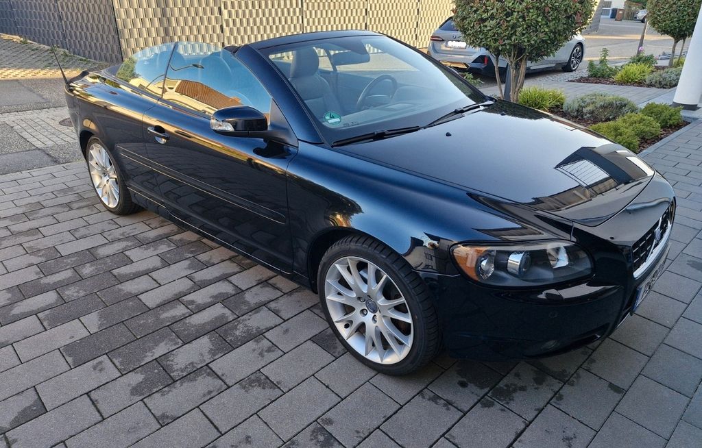 Bild des Angebotes Volvo C70 Cabrio D5 Summum /  *Traumzustand*