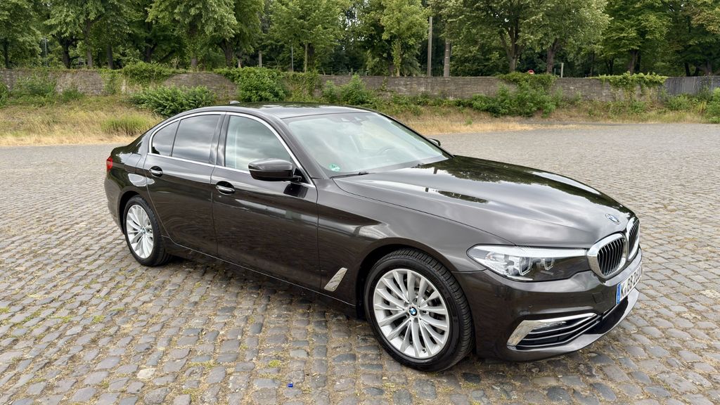 Bild des Angebotes BMW 530i A -
