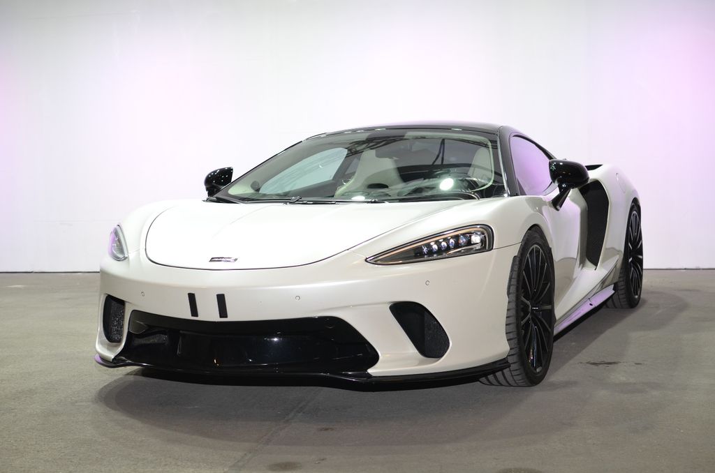 Bild des Angebotes McLaren Mc Laren GT Komplett Foliert in Perlmuttweiß