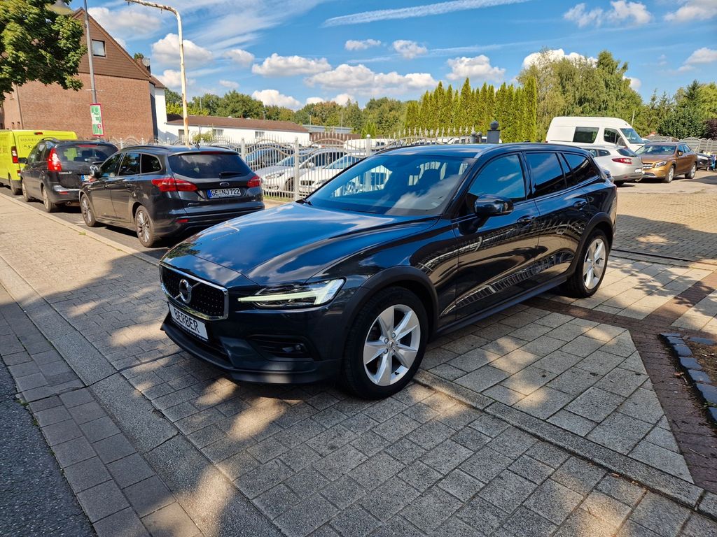 Bild des Angebotes Volvo V60 Cross Country Pro AWD*1.HAND*Navi*SHZ*LED*
