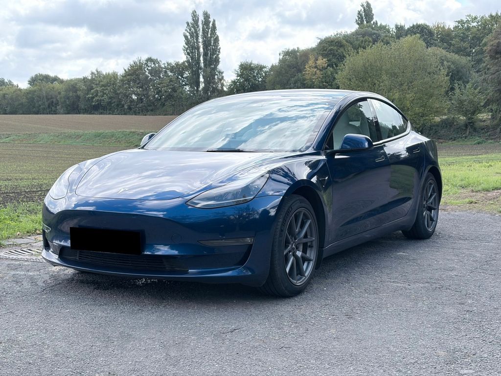 Bild des Angebotes Tesla Model 3 Long Range Dual Motor 1. Hd 8f. ber.