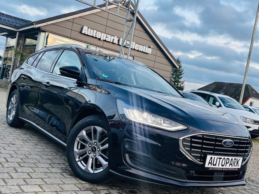 Bild des Angebotes Ford Focus Turnier Titanium X *1.HAND*LED*NAVI*KAMERA