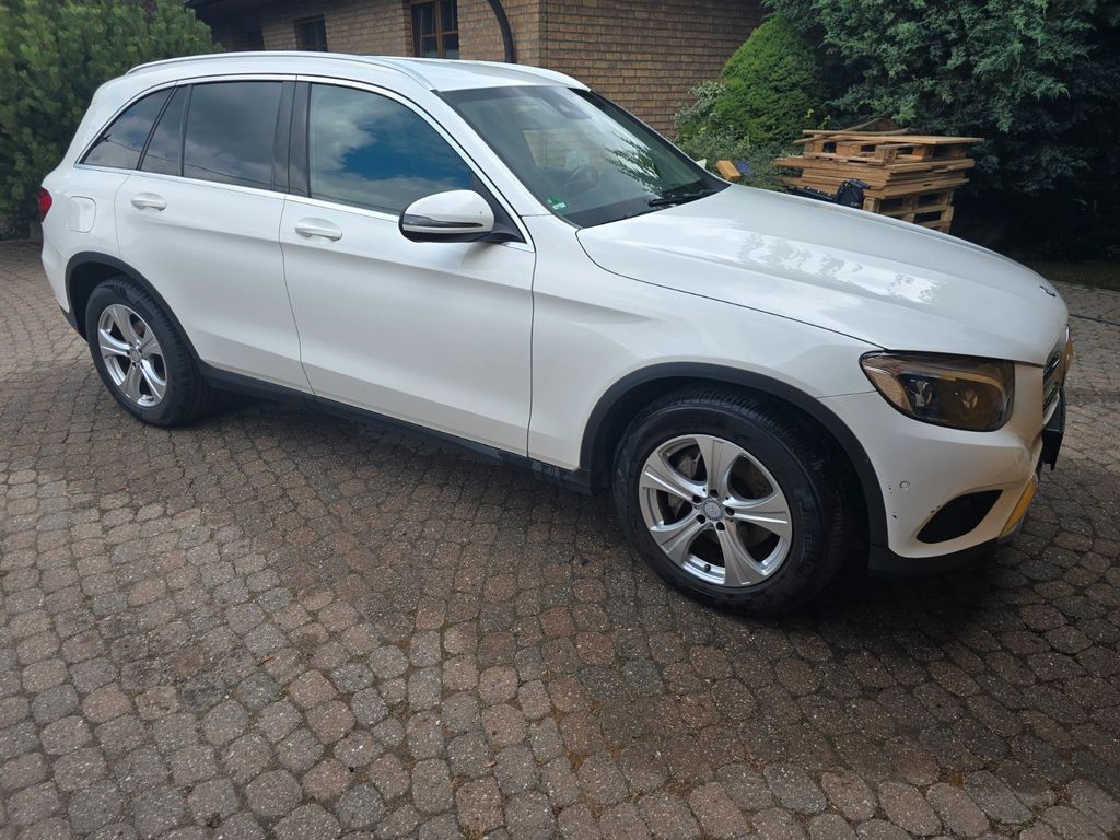 Bild des Angebotes Mercedes-Benz GLC 250 4MATIC Autom. -