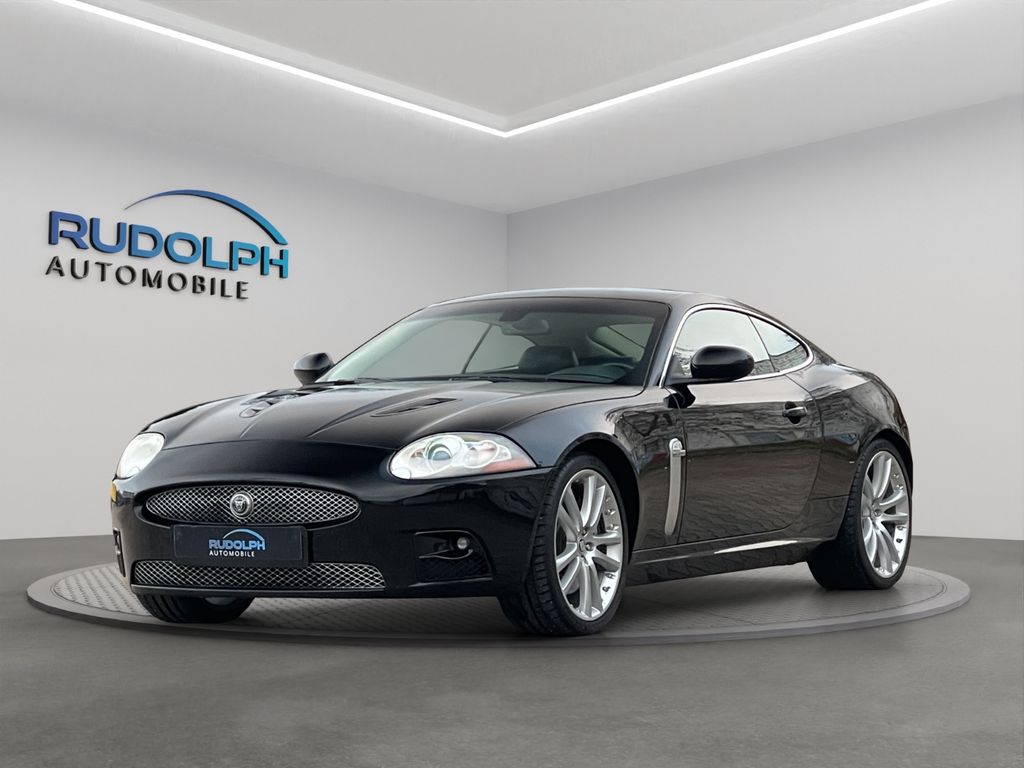 Bild des Angebotes Jaguar XK R Coupe 416 PS AUTOMATIK NAVI LEDER GARANTIE