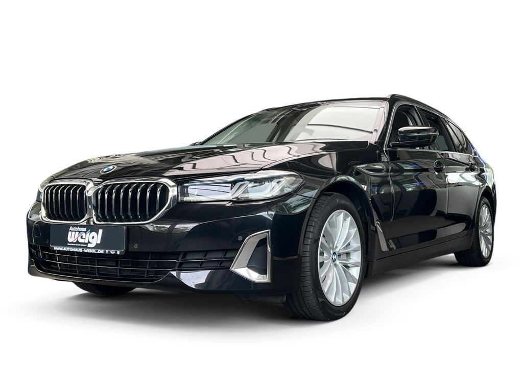 Bild des Angebotes BMW 530i xDi Luxury Line HeadUp+Komfortzug+Laserlich