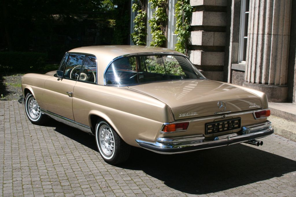 Mercedes-Benz 280 SE 3,5 W 111 Coupe