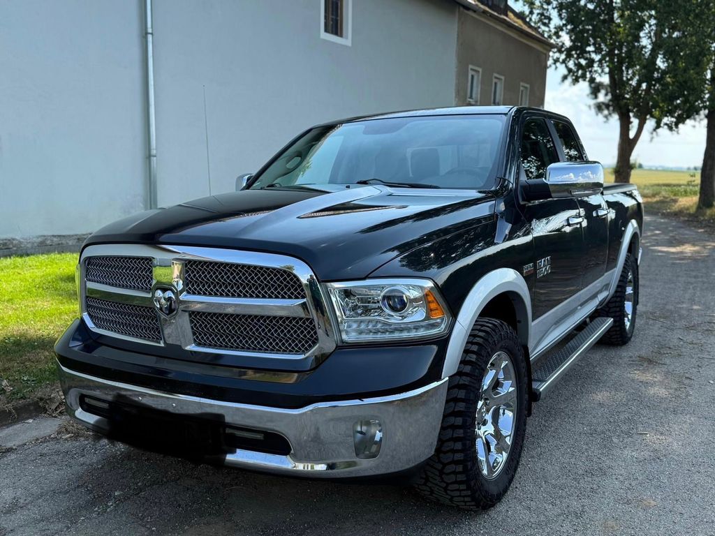 Bild des Angebotes Dodge RAM 1500 Laramie V8 5.7