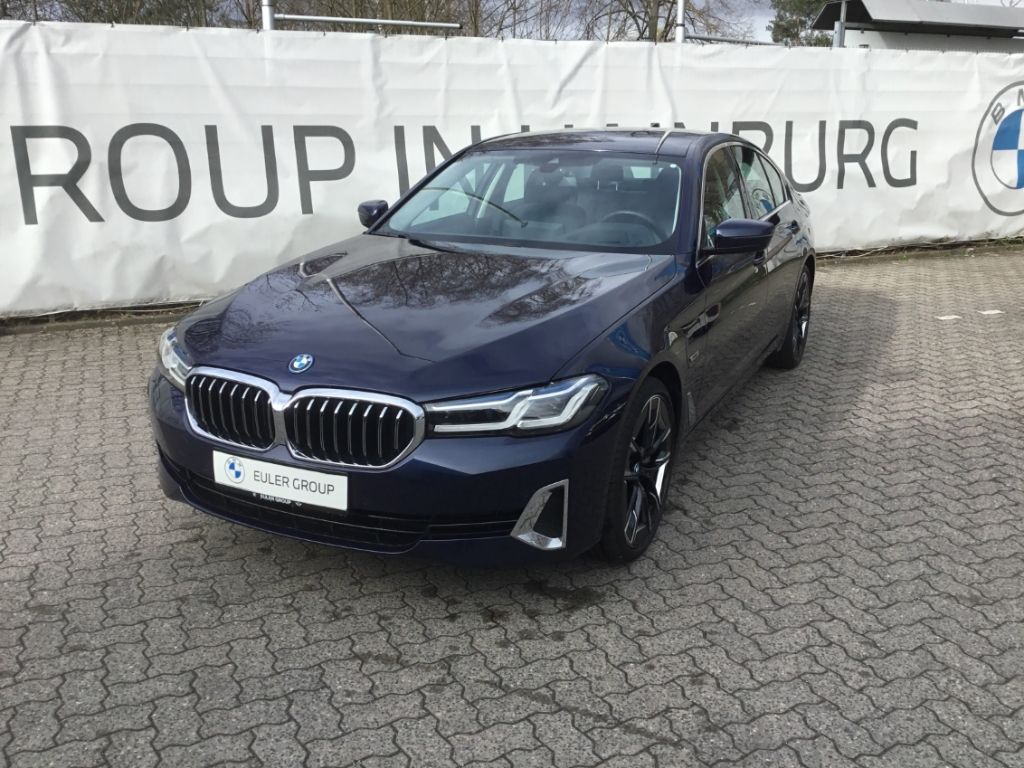 Bild des Angebotes BMW 545 e xDrive HUD Navi Leder Memory Sitze Soundsy