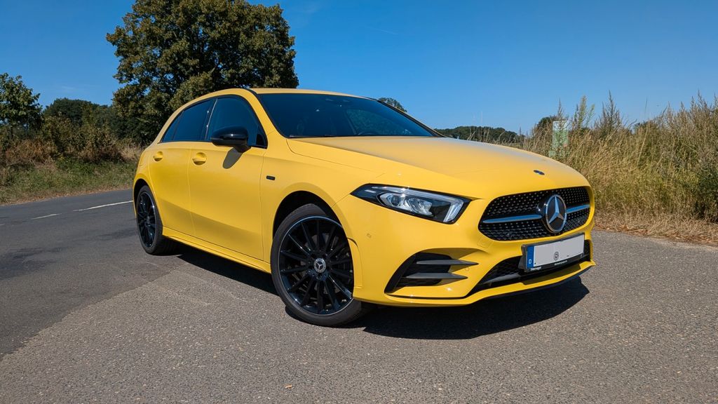 Bild des Angebotes Mercedes-Benz A250e AMG Line | Night-Paket | LED