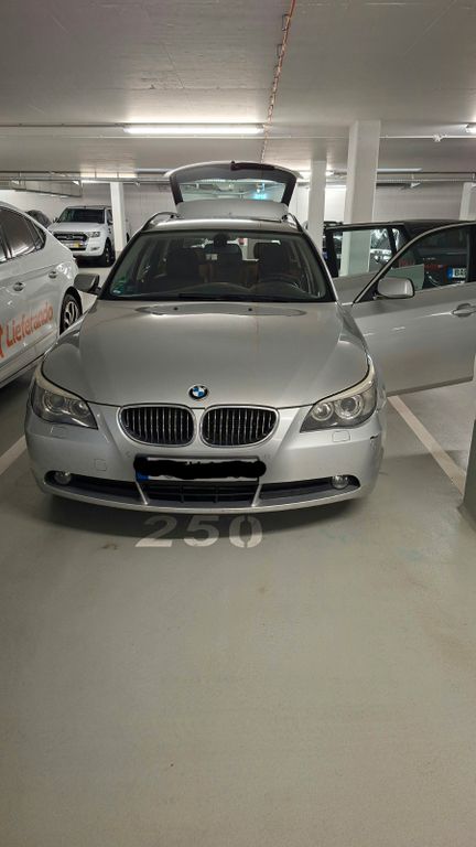 Bild des Angebotes BMW 523i A touring - Android/Rückfahrkamera/Hu Neu