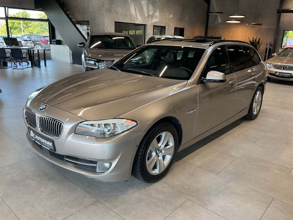 Bild des Angebotes BMW 525d Touring xDr. AHK HuD Kamera Leder Navi Pano