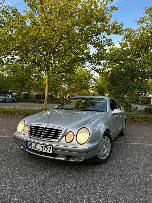 Bild des Angebotes Mercedes-Benz W208 Clk 230 K  Scheckheft.Xenon.Pdc. 112.000km