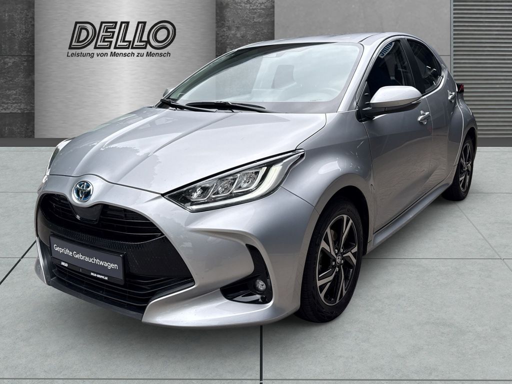 Bild des Angebotes Toyota Yaris Team D Voll-Hybrid Digitales Cockpit LED A