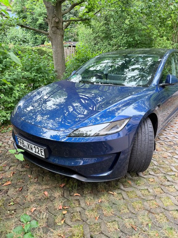 Bild des Angebotes Tesla Model 3 Highland Performance