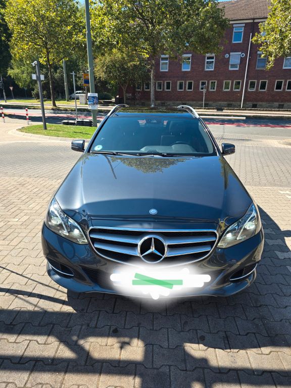Bild des Angebotes Mercedes-Benz E 300 BlueTEC HYBRID T MB-Scheckheft