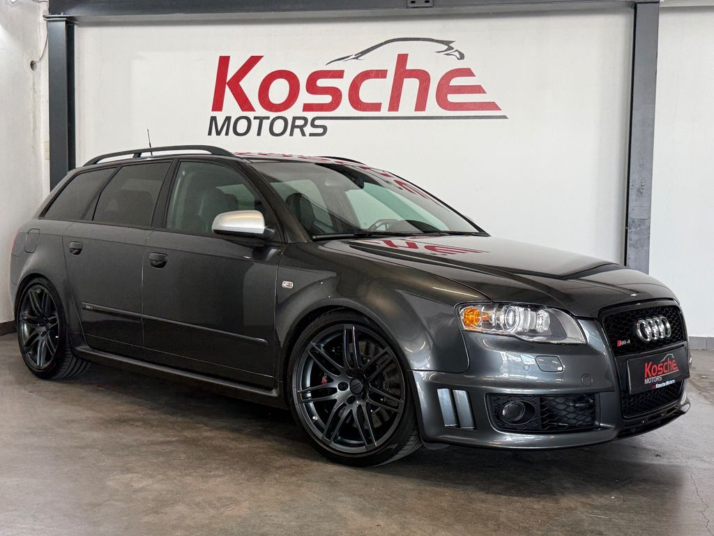 Bild des Angebotes Audi RS4 Avant 4.2 FSI quattro 1.Hand Schalensitze