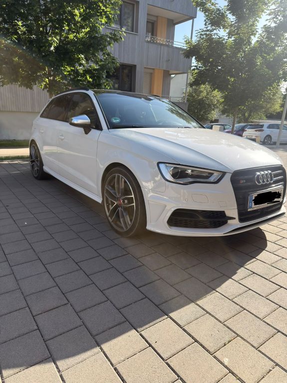 Bild des Angebotes Audi S3 2.0 TFSI S tronic quattro Sportback -