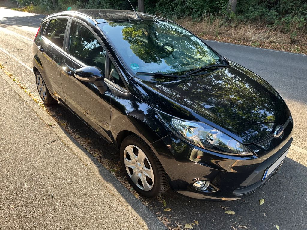 Bild des Angebotes Ford Fiesta 1,4 Champions Edition Champions Edition