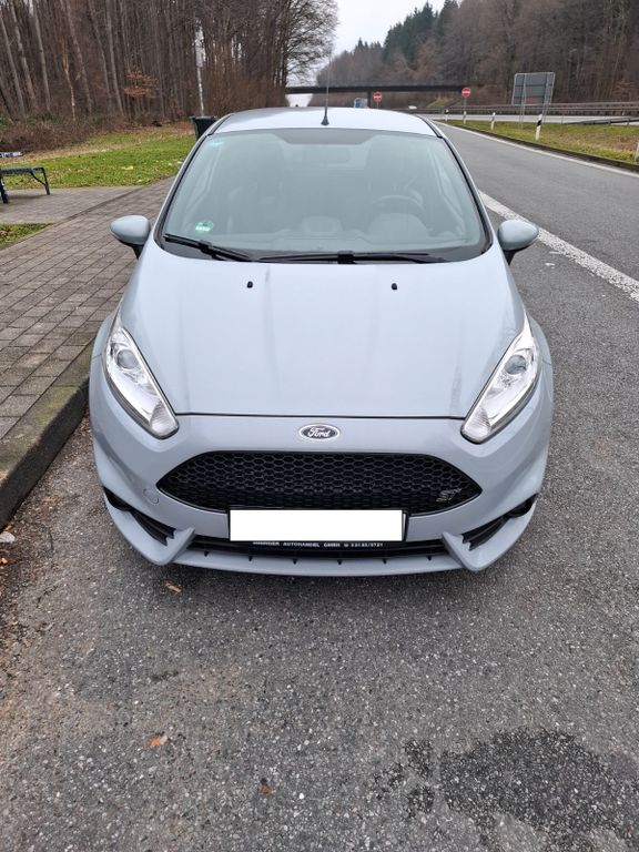 Bild des Angebotes Ford Fiesta 1,6 EcoBoost ST200