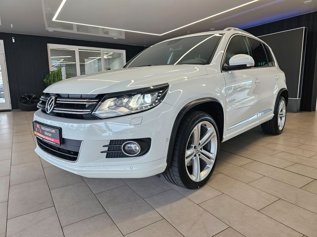 Bild des Angebotes Volkswagen Tiguan 2.0TDI*R-LINE*SPORT&STYLE*4MOTION*AHK*LED