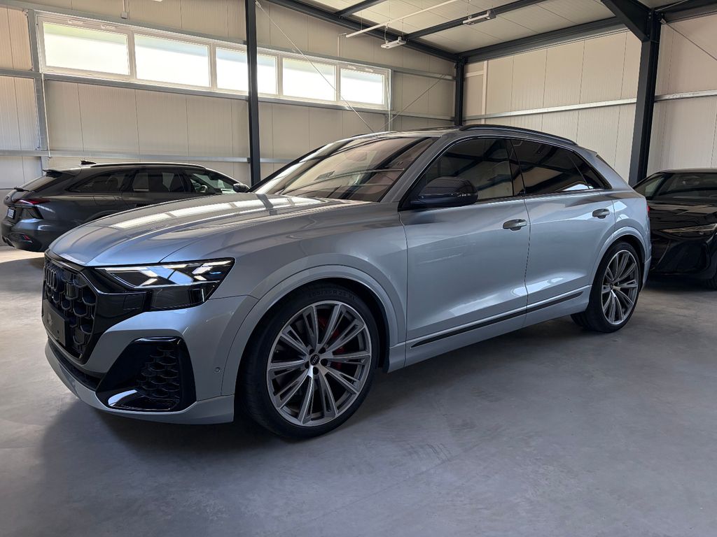 Audi SQ8 4.0 TFSI quattro SILBER/CARBON/BLACK PLUS