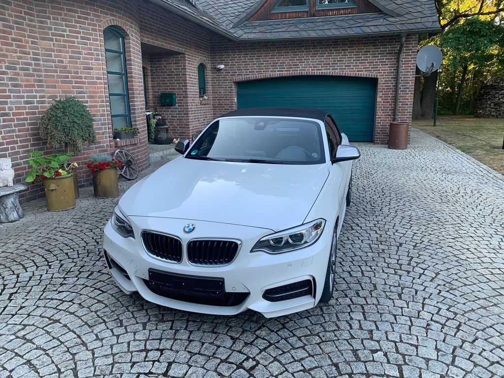 Bild des Angebotes BMW M235i xDrive Cabrio/H&K/NAVI/2.HAND