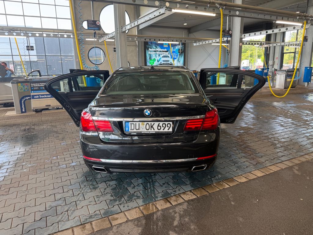 Bild des Angebotes BMW 740d xDrive Facelift