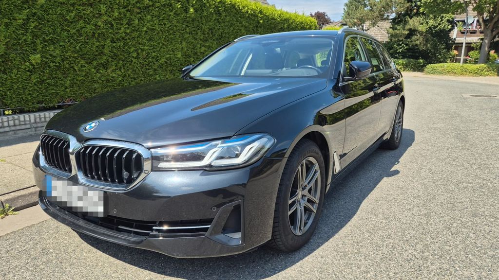 Bild des Angebotes BMW 520d Laser Head Up AHK ACC Keyless Digital Ambie