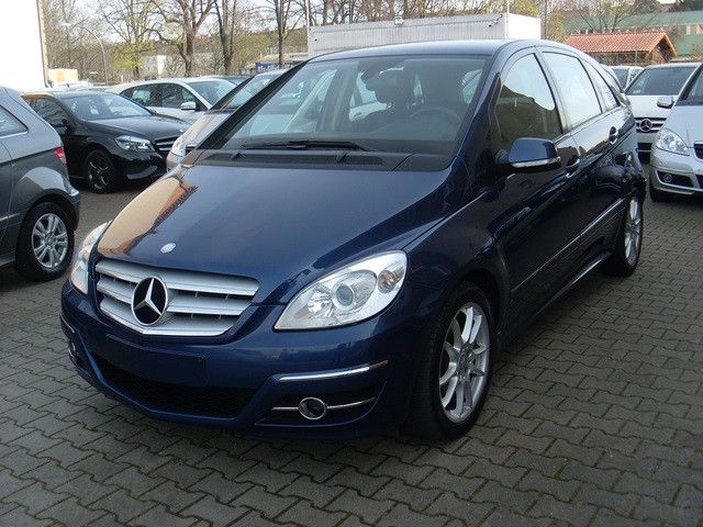 Bild des Angebotes Mercedes-Benz B 150 Akt. Park-Ass / Sportpaket / Sitzheizung
